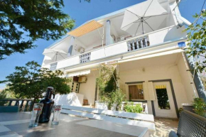 Apartments with a parking space Starigrad, Paklenica - 18830, Starigrad